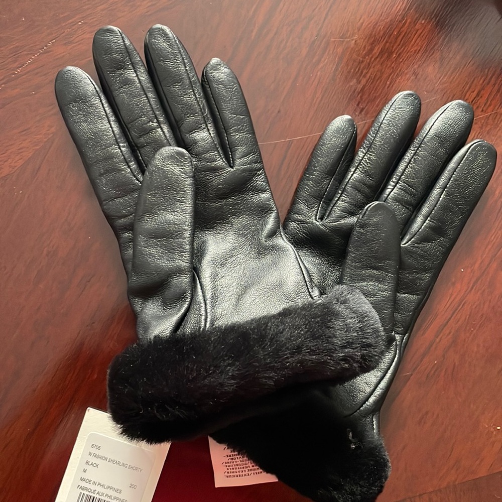 UGG Fashion Shearling Gloves